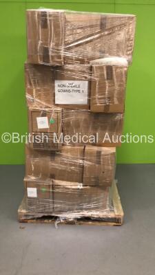 Pallet of Approx 750 x Non-Sterile Gowns