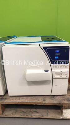 MDS Medical Steam Sterilizer Model LFSS23BC (Powers Up)