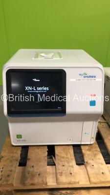 Sysmex XN-450 Haematology Analyser (Powers Up with Error and Alarm - See Pictures)