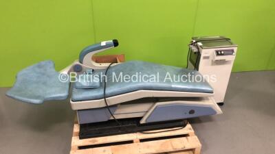 Dental Suite Including Castellini Dental Equipment Manta Electric Dental Chair,Cattani Aspi Jet 6 Mobile Suction System,Dental Examination Light,Footswitch and Accessories * On Pallet *