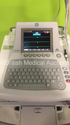 GE MAC3500 ECG Machine on Stand with 1 x 10-Lead ECG Leads (Powers Up) - 3