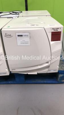 1 x W&H Lisa 500 Model 517 Autoclave (Powers Up - Cracks to Casings - See Pictures)