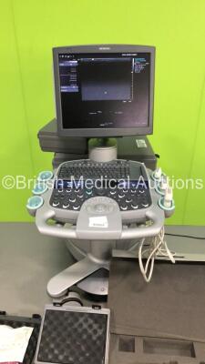 Siemens Acuson S2000 Flat Screen Ultrasound Scanner Model 10041461 *S/N 202991* **Mfd 12/2010** Software Version 400.1.031 with 6 x Transducers / Probes (14L5, 9L4, 4C1 *Mfd 2010* , EC9-4 *Mfd 2010*, 6C2 and 4C1 *Mfd 2010) (Powers Up) ***IR239*** - 2