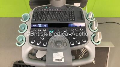 Siemens Acuson S2000 Flat Screen Ultrasound Scanner Model 10041461 *S/N 202991* **Mfd 12/2010** Software Version 400.1.031 with 6 x Transducers / Probes (14L5, 9L4, 4C1 *Mfd 2010* , EC9-4 *Mfd 2010*, 6C2 and 4C1 *Mfd 2010) (Powers Up) ***IR239*** - 4