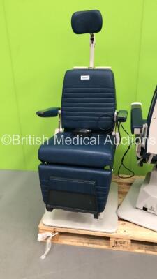 Reliance 6200 L Dental Chair with Controller (Powers Up) *S/N 62080407036* * TRADE RESTRICTIONS * Countries under embargo or trade restrictions, countries where refurbished equipment sales are not allowed, including ALGERIA, JORDAN, KUWAIT, RUSSIA, TURKEY