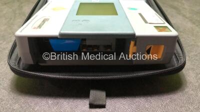 Laerdal Heartstart FR Defibrillator in Case (Untested Due to Missing Battery) *SN 000027766* - 2