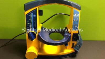 5 x Laerdal Suction Units (All Power Up with Some Casing Damage - See Photos) - 4