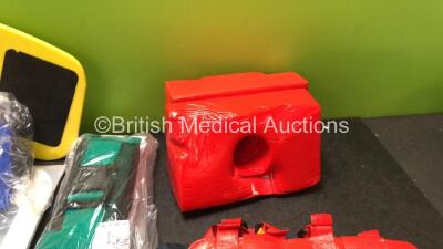 Mixed Lot Including 3 x Patient Transfer Boards, 2 x Head Blocks and 4 x Straps - 4