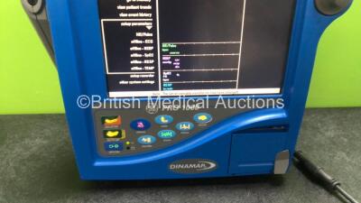 GE Dinamap PRO 1000 Patient Monitor Including ECG, SpO2, Printer and Temp Options (Powers Up) *SN WAA05250088SA* - 2