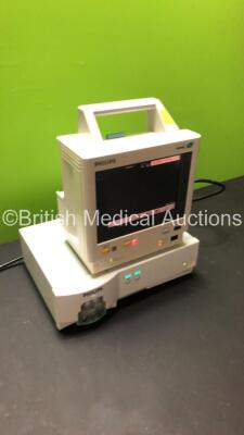 1 x Philips M3 M3046A Patient Monitor * Mfd 2004 * and 1 x Philips M1013A Gas Module with Water Trap (Both Power Up) - 4