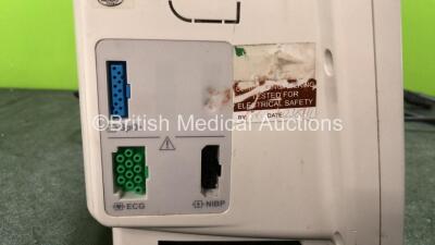 GE Dash 2500 Patient Monitor Including ECG, SpO2, NIBP and Printer Options (Powers Up with Damaged Casing and Missing Handle-See Photos) - 2