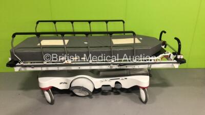 Stryker BIG WHEEL Hydraulic Patient Trolley with Mattress (Hydraulics Tested Working)
