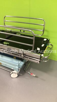 Portsmouth Surgical Equipment Hydraulic Patient Trolley (Hydraulics Not Working) - 3