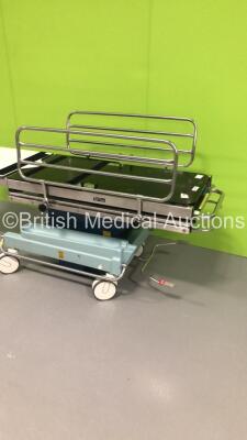 Portsmouth Surgical Equipment Hydraulic Patient Trolley (Hydraulics Not Working) - 4