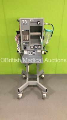 Spacelabs Healthcare Blease Genius Induction Anaesthesia Machine with Oxygen Mixer,Suction Cup and Hoses - 2