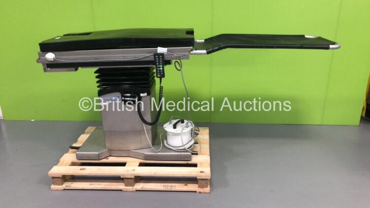 ALM/FHSurgical Transferis Electric Operating Table Ref 541672999 with Controller,Cushion and Attachment (Powers Up) * On Pallet * * SN AR 000764 *
