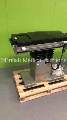 ALM/FHSurgical Transferis Electric Operating Table Ref 541672999 with Controller,Cushion and Attachment (Powers Up) * On Pallet * * SN AR 000764 * - 2