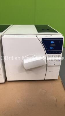 MDS Medical LF-22L-II Steam Sterilizer (Powers Up)