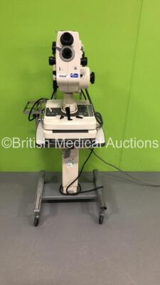 Topcon TRC-50EX Retinal Camera on Topcon Hydraulic Table (Powers Up) * SN 137345 *