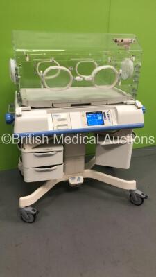 Drager Air-Shields C2000 Infant Incubator Software Version 3.12 (Powers Up) *S/N TA15003* - 4