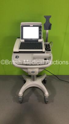 GE MAC 5000 ECG Machine on Stand (Powers Up with Blank Screen)