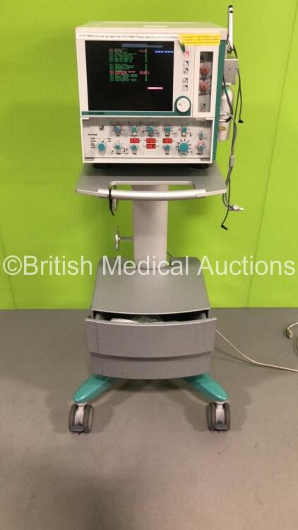 Stephan Stephanie Ventilator Version 3.62 en on Stand - Running Hours 31733 (Powers Up with Error - See Pictures - Missing Front Cover Flap)