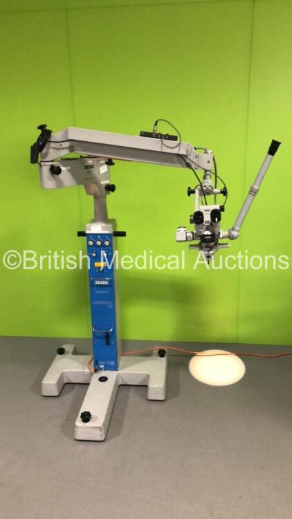 Zeiss Surgical Microscope with 2 x 10x/22B Eyepieces,f 250 T * Lens,Zeiss f170 T * Binoculars,f=137 Attachment,Zeiss Training Arm with 1 x 12,5x Eyepiece on Zeiss Universal S3 Stand (Powers Up with Good Bulb) * SN 186949 *