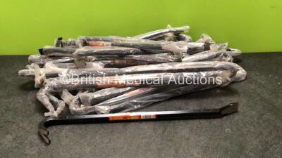 Large Quantity of 18 Inch Crowbars