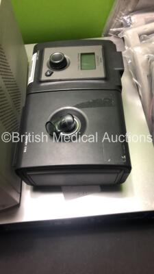 4 x Carefusion Alaris DS Charging Stations, 1 x Chloride Power Protection UPS, 1 x Table Stable TS-150, Baxter Spare Parts and Philips Respironics REMStar Pro C-Flex + CPAP *S/N P11141767FBC9 / H166300366F0D / 023929* - 6