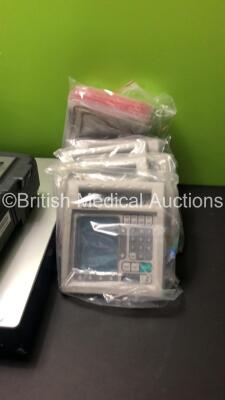 4 x Carefusion Alaris DS Charging Stations, 1 x Chloride Power Protection UPS, 1 x Table Stable TS-150, Baxter Spare Parts and Philips Respironics REMStar Pro C-Flex + CPAP *S/N P11141767FBC9 / H166300366F0D / 023929* - 7