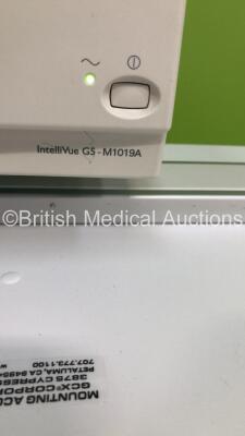 Datex-Ohmeda S/5 Avance Carestation Anaesthesia Machine Software Version 3.20 with Philips IntelliVue MP70 Anaesthesia Monitor * Missing Tag *,Philips M3012A Module with Press/Temp Options,Philips M3001A Module with ECG/Resp,SpO2,NBP and Press/Temp Option - 9