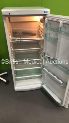 Mixed Lot Including 1 x Labcold Pharmacy Refrigerator and 1 x VBM Tourniquet 9000 (Both Power Up) - 6