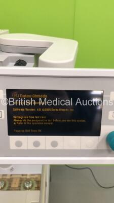 Datex-Ohmeda Aestiva/5 Anaesthesia Machine with Datex-Ohmeda Aestiva SmartVent 7900 Software Version 4.8,Absorber,Oxygen Mixer,Bellows and Hoses (Powers Up-Missing 1 x Draw-See Photos) - 3