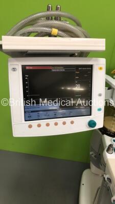 Datex-Ohmeda Aespire View Anaesthesia Machine Software Version 06.20 with Bellows,Oxygen Mixer and Hoses (Powers Up) - 4