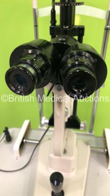 Topcon SL-3C Slit Lamp with 2 x 10x Eyepieces on Hydraulic Table (Powers Up with Good Bulb) - 3
