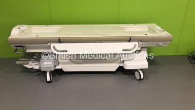 GE Medical DVM GEM MRI Table 1.5T Model No 5265300-22 * Mfd Jan 2012 *