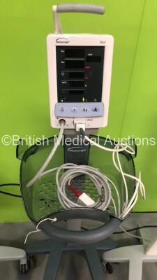 4 x Mindray Datascope Duo Patient Monitors on Stands with 4 x BP Hoses and 4 x SpO2 Finger Sensors (All Power Up) * SN MD17441-B3 / MD09687-B9 / MD10284-C9 / MD16474-H2 * - 4