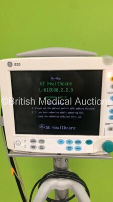 GE B30 Patient Monitor with 1 x E-PSMW Patient Side Module with NIBP,T1,T2,SpO2 and ECG Options * Mfd 2011 *,Printer Options,1 x BP Hose,1 x SpO2 Finger Sensor and 1 x 3-Lead ECG Lead on Stand (Powers Up) * Mfd 2011 * - 3