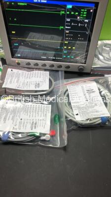 EDAN iM8 Patient Monitor with ECG,NIBP,SpO2,T1,T2,Printer Options and Assorted Leads (Powers Up-In Excellent Condition) * Mfd 2016 * - 4