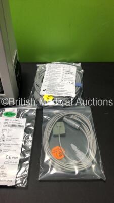 EDAN iM8 Patient Monitor with ECG,NIBP,SpO2,T1,T2,Printer Options and Assorted Leads (Powers Up-In Excellent Condition) * Mfd 2016 * - 7