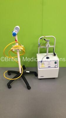 1 x SAM 35 Medical Suction Unit and 1 x Regulator on Stand with Hose (Powers Up) *S/N FS01601289*