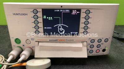 Huntleigh Sonicaid FM8000 Encore Fetal Monitor with 1 x Sonicaid US Transducer / Probe and 1 x Sonicaid TOCO Transducer / Probe (Powers Up) *SN 751CX0401213-13* - 2