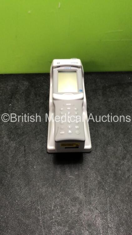 Abbott i-Stat Handheld Blood Analyzer with Downloader / Recharger *Untested Due to No Power Supply* **Mfd 2007** ****S/N 319544*****