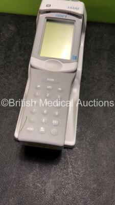 Abbott i-Stat Handheld Blood Analyzer with Downloader / Recharger *Untested Due to No Power Supply* **Mfd 2007** ****S/N 319544***** - 5