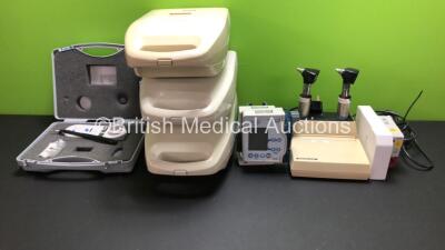 Mixed Lot Including 3 x Respironics Nebulisers, 1 x Micro Medical Smoke Check, 1 x Welch Allyn Model 71500 Diagnostic Centre with 2 x Handles with 2 Attachments, 1 x Fresenius Applix Smart Enteral Feeding Pump with Base and 2 x Monitor Modules (1 x Philip