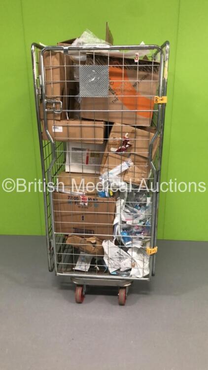 Large Cage of Mixed Consumables Including Face Mask Visors,Marshall Visionary Single Use Cushions Masks,Marshall Visionary Single Use Manual Resuscitators and Smiths Medical Portex Thoracic Catheters (Cage Not Included)