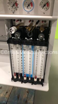 Datex-Ohmeda Aestiva/5 Wall Mounted Anaesthesia Machine *S/N AMWT02009* - 2