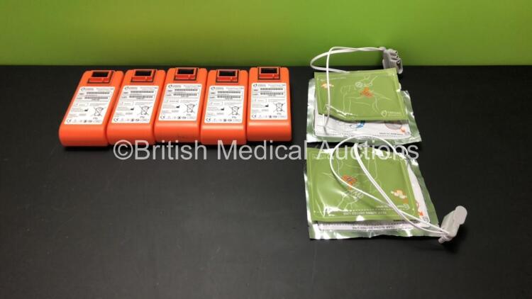 Job Lot Including 5 x Cardiac Science Powerheart G5 Intellisense Batteries and 3 x Cardiac Science Ref.XELAED002B Defibrillation Pads (Out of Date)