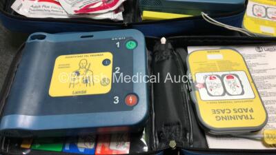 2 x Heartstart FRx Trainer Defibrillators in Carrt Cases *SN 2574201, 588512* - 2