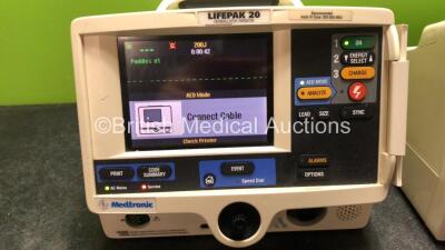 2 x Lifepak 20 Defibrillators / Monitors *Mfd 2005 - 2006* Including ECG and Printer Options (Both Power Up with Service Lights) *GI* - 2